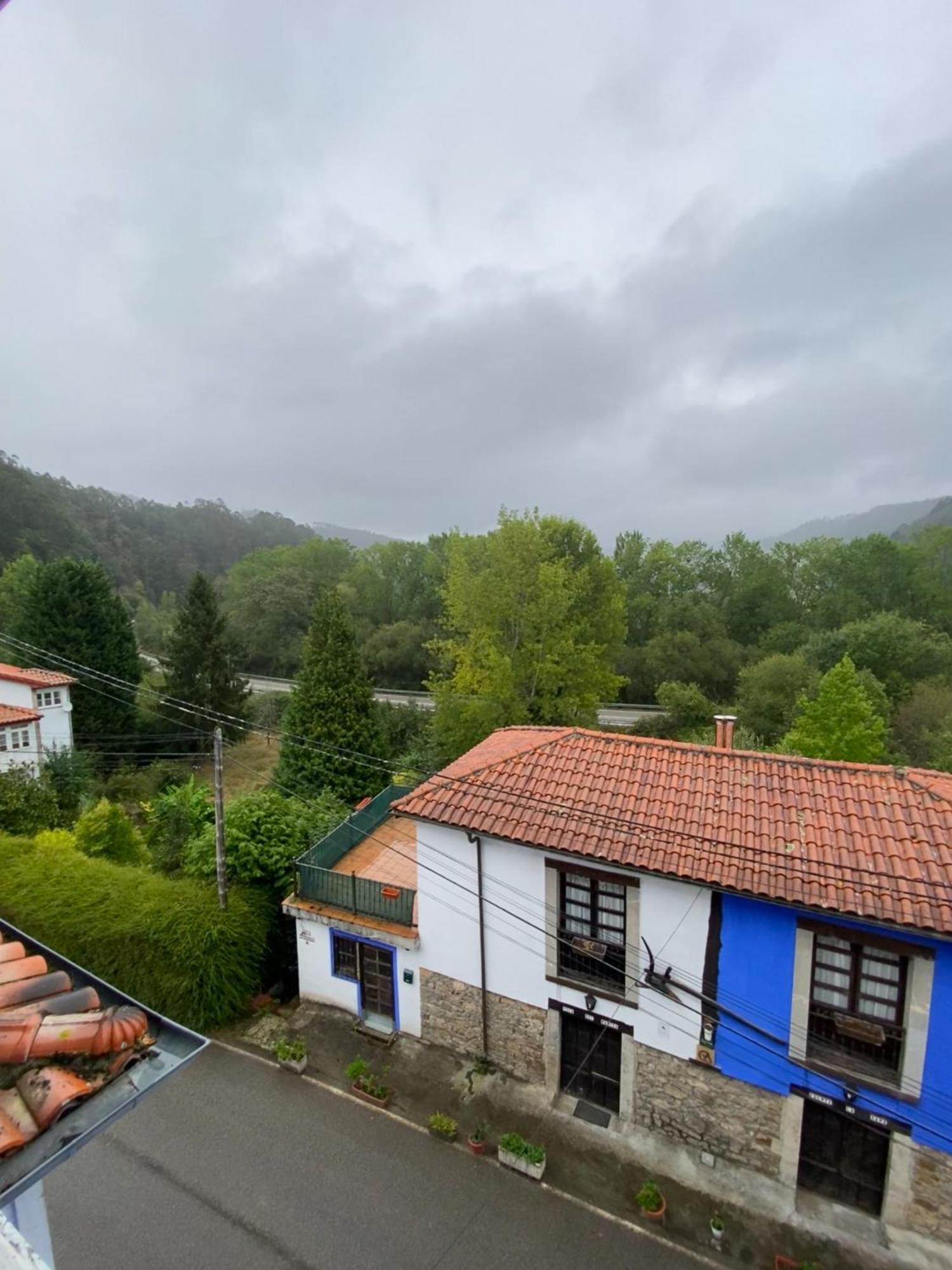 Corias Casona Junto Al Narcea Villa Buitenkant foto